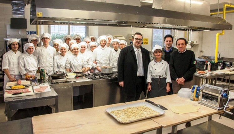 laboratorio cucina santa marta pesaro