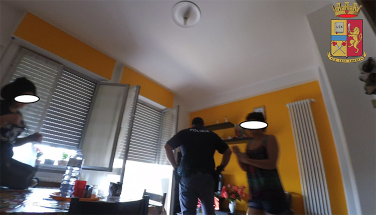 polizia fano arresti prostituzione