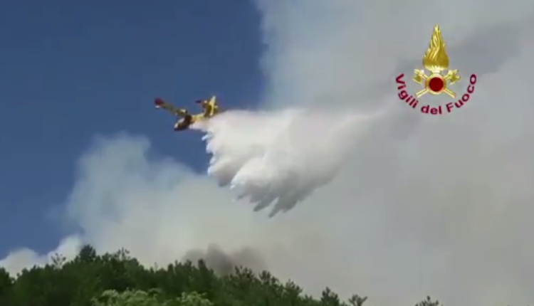 incendio cesane urbino