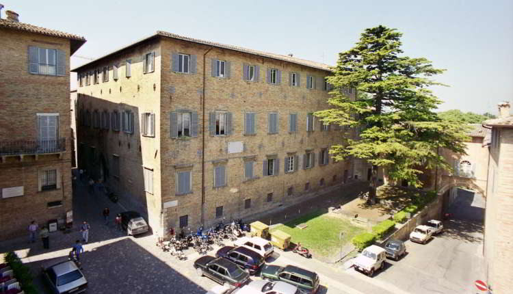 universita urbino sciopero docenti