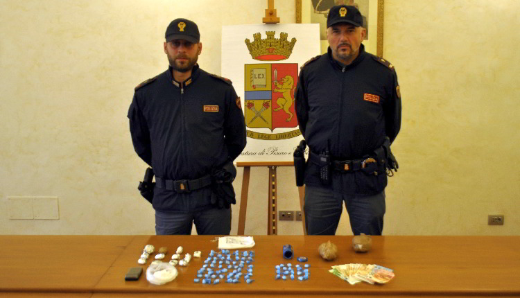 spaccio droga slip cantina pesaro