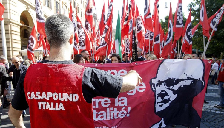 sinistra unita chi finanzia casa pound