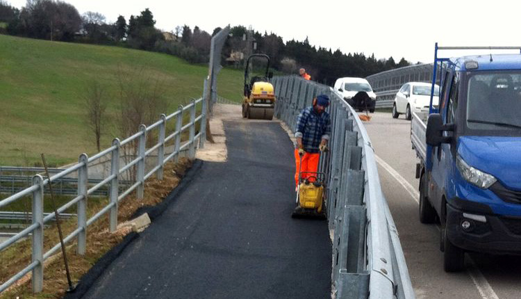 Pista ciclabile Fano Fenile lavori ultimazione