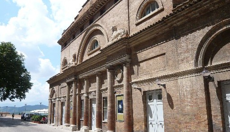 teatro urbino stagione teatrale