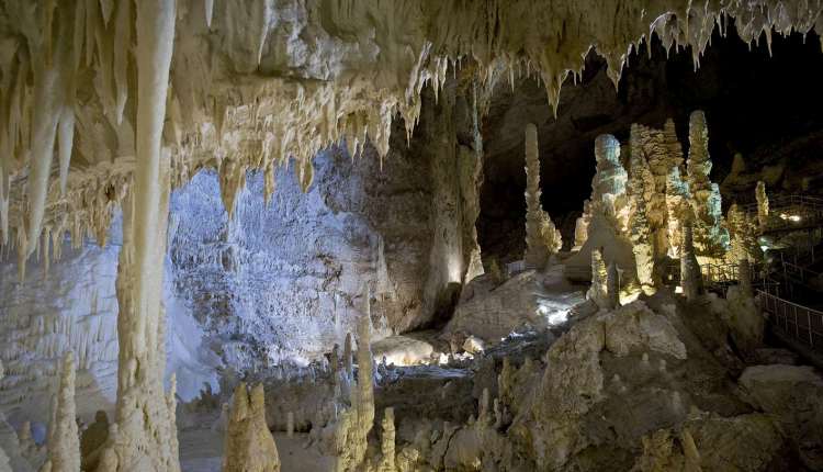 Grotte di Frasassi2