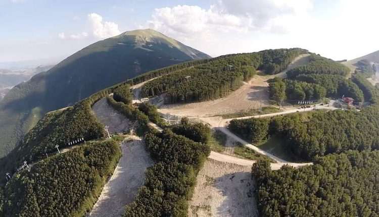 monte catria e monte acuto