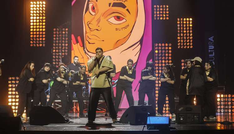 Belly Button e il Coro Onda musicultura 2025